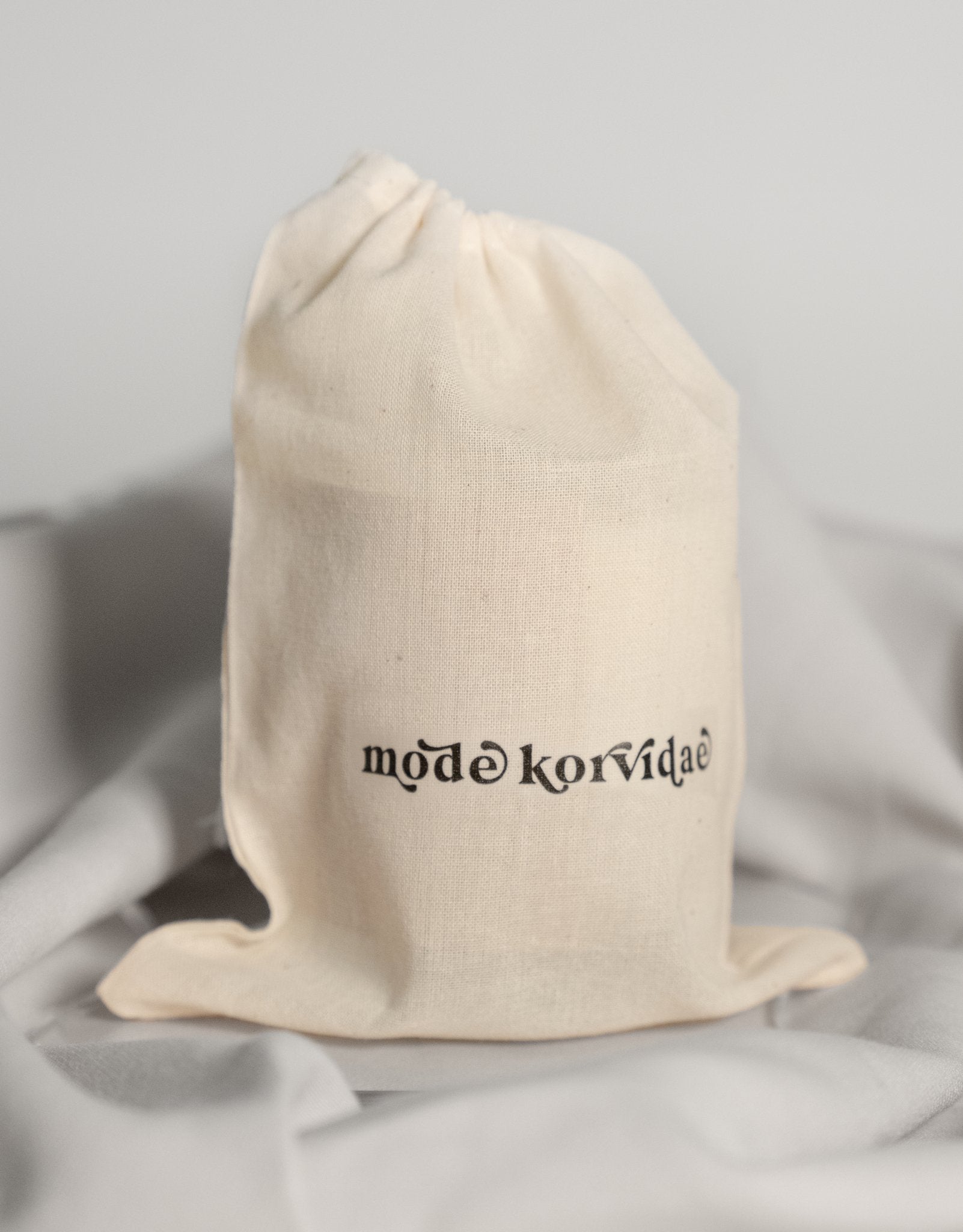 no. 1 panic attack candle - Mode Korvidae