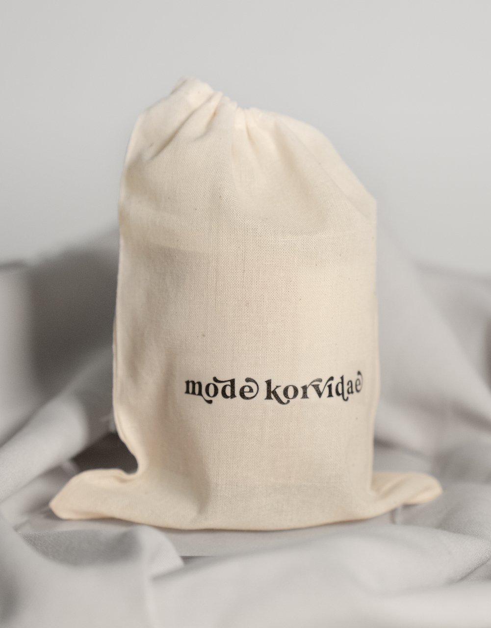 no. 4 double-edged candle - Mode Korvidae